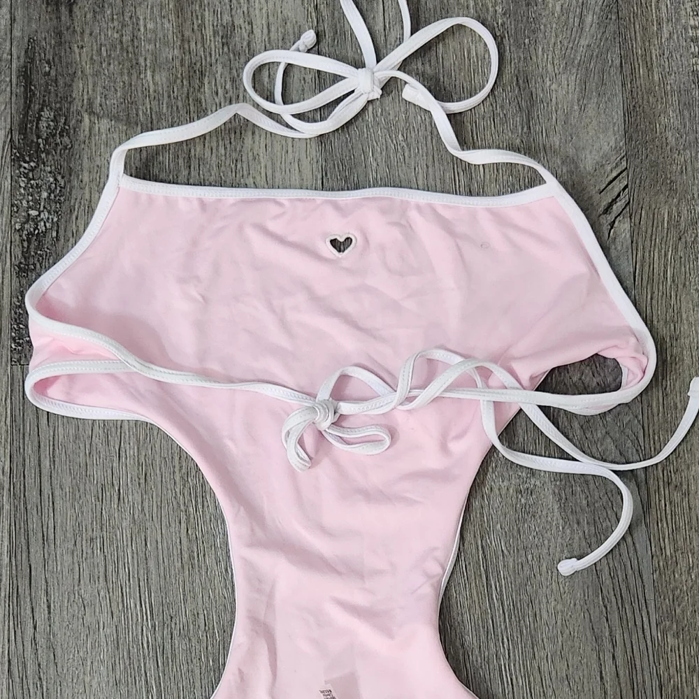 New!Frankies Bikini Amalia‎ One-piece Monokini Pink Heart